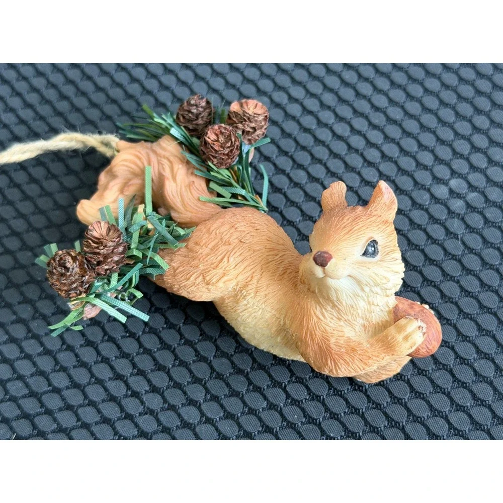 Squirrel Ornament Pinecones Forest Rustic Cabin Woodland 4.5